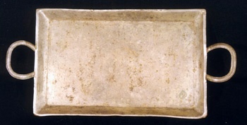 E_B0066A.jpg - Bottega palermitana, Piattino da comunione, argento, sec. XVIII.
